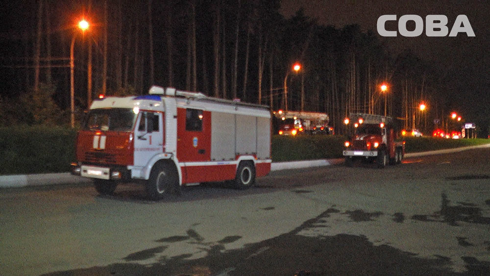 В Екатеринбурге из-за пожара в ТЦ эвакуировались человек : Новости sevryuginairina.ru