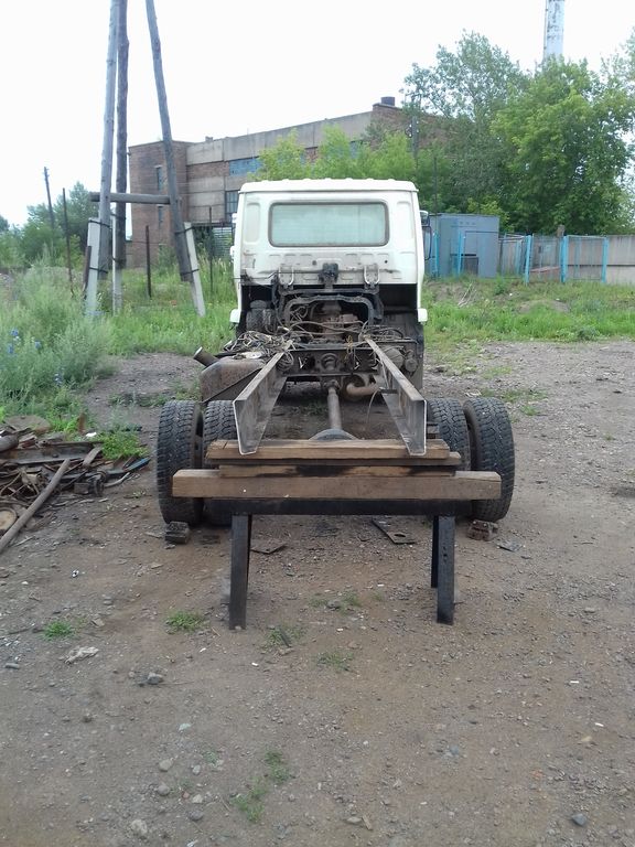 Ремонт грузовых автомобилей в Красноярске. Запчасти для грузовых автомобилей ООО 