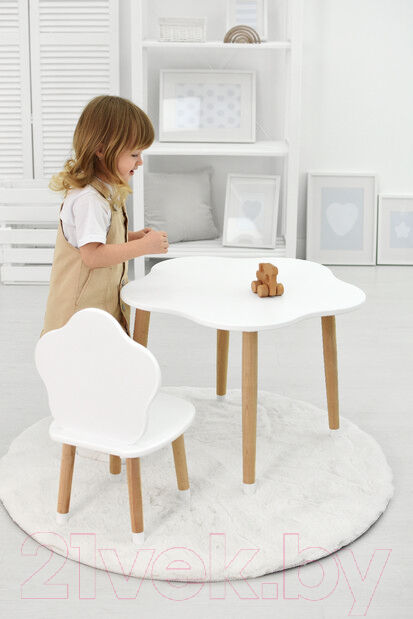 Комплект мебели с детским столом Mega Toys Звездочка / 71022/70022 7