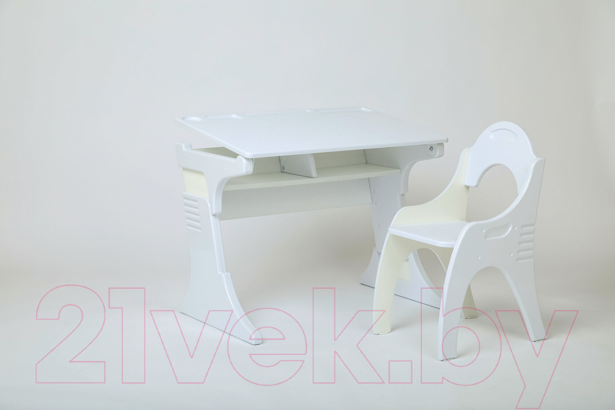 Комплект мебели с детским столом Tech Kids Марк мини / Bel-800 7