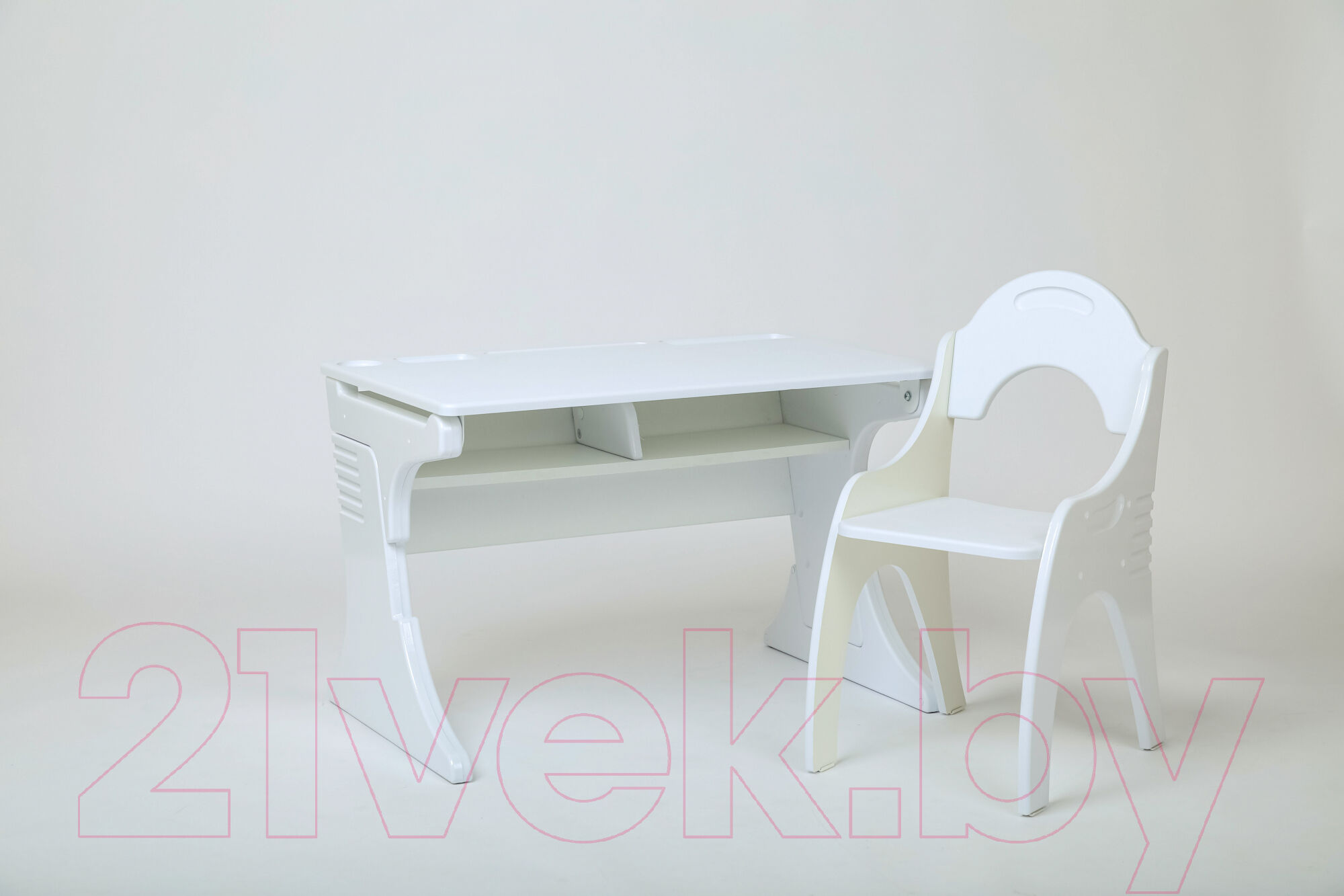 Комплект мебели с детским столом Tech Kids Марк мини / Bel-800 8